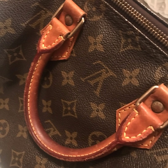 Authentic Louis Vuitton Speedy 25 - Picture 6 of 6